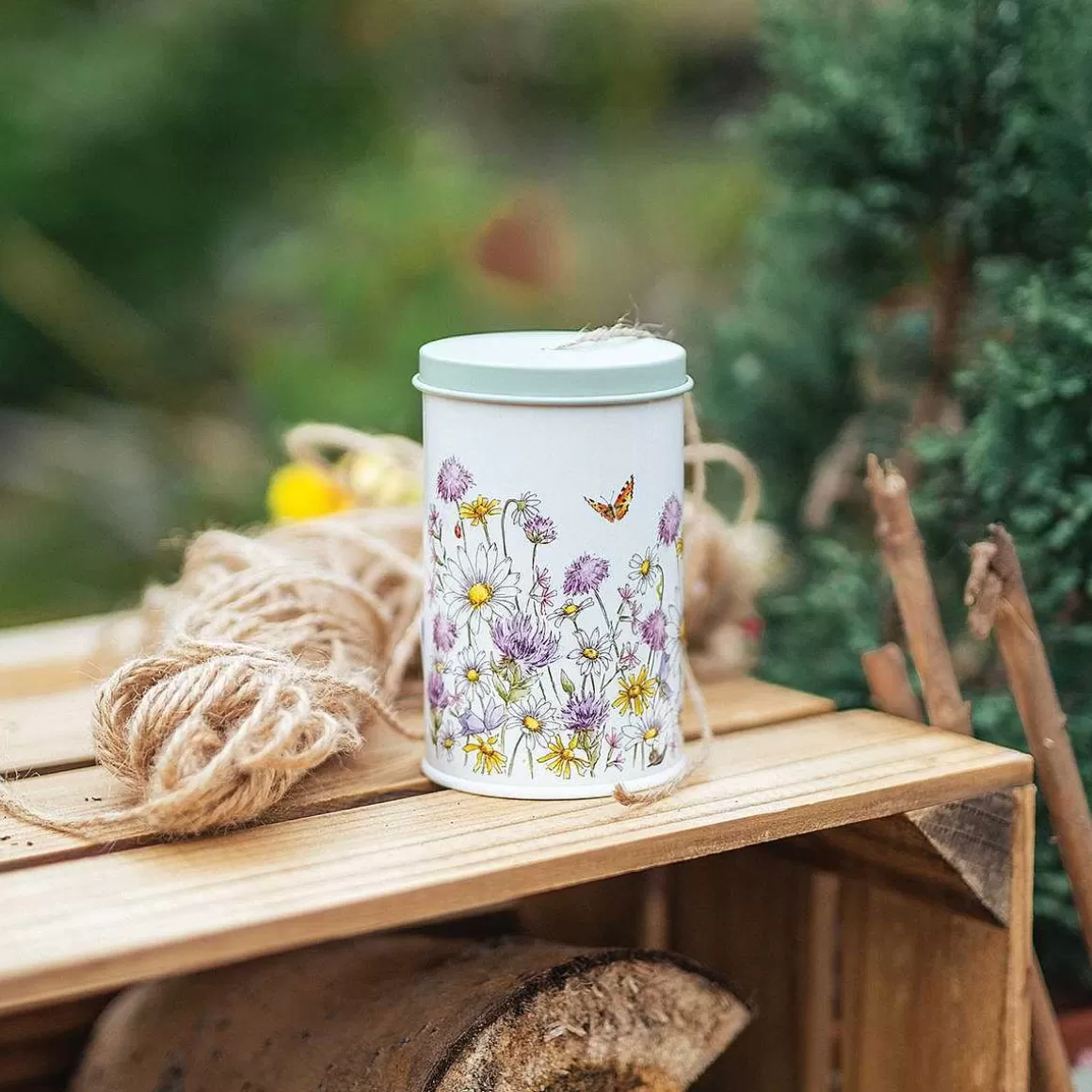 New Wrendale Designs Just Bee-Cause' Bee Garden String Tin