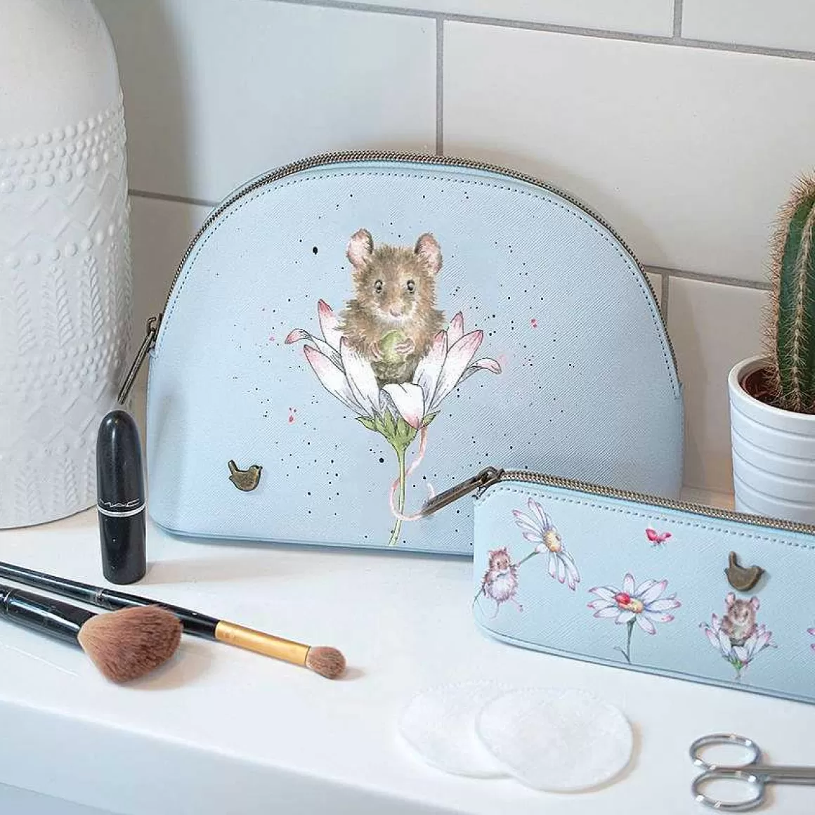 Flash Sale Wrendale Designs Oops A Daisy' Mouse Brush Bag// Pencil Case