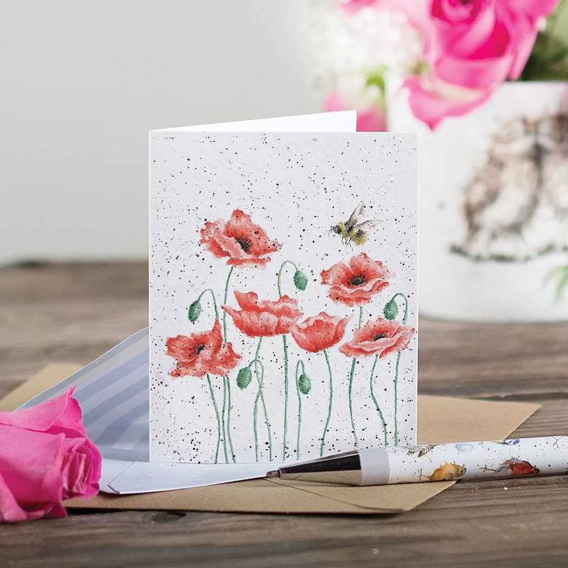 New Wrendale Designs Poppies And Bee' Bee Enclosure Card